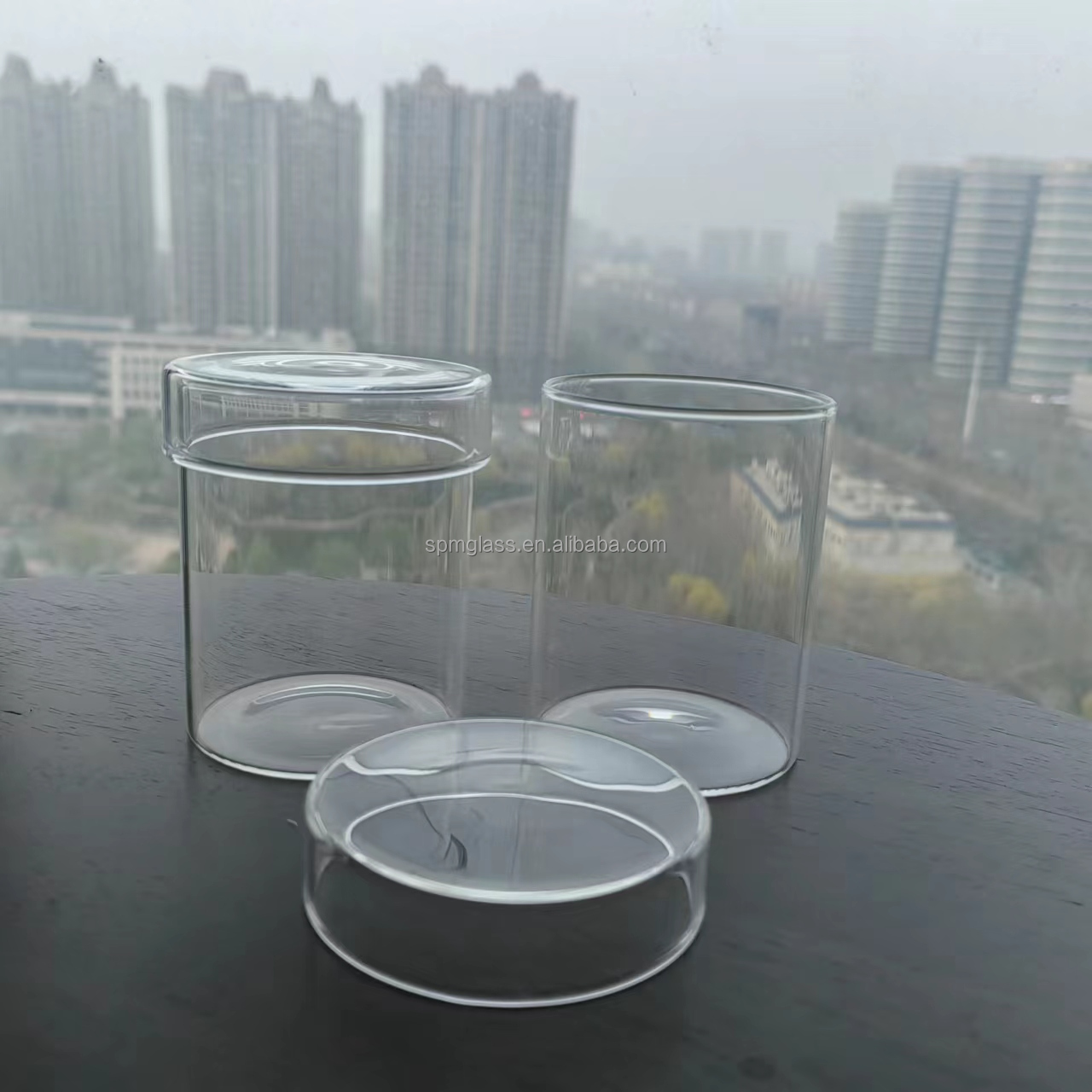 Elegantes Glas-Votivkerzengefäß mit Deckel 4