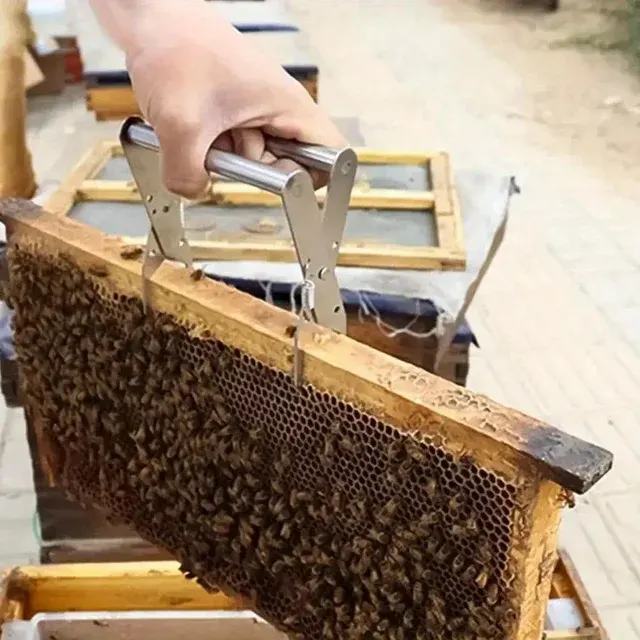 Beehive Frame Gripper 3