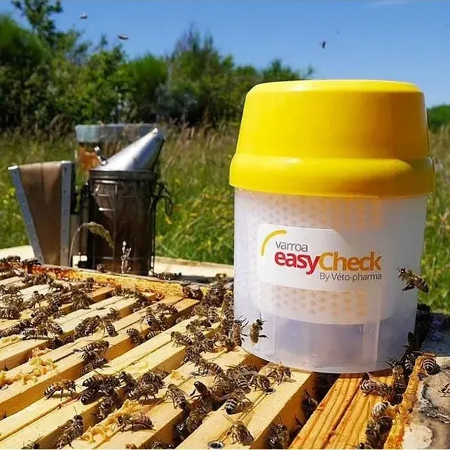 Varroa Shaker Container 1