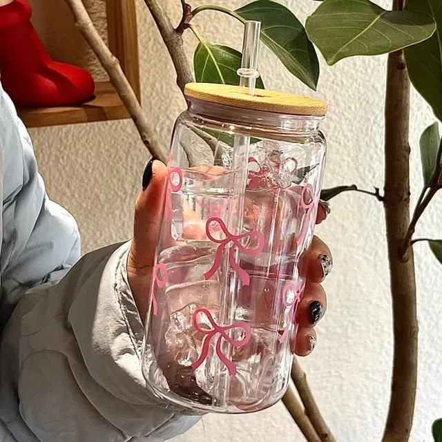 Glass Tumbler with Straw 4