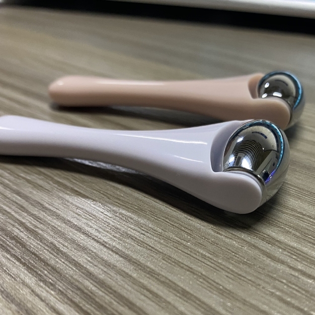 Edelstahl Gesichtsroller und Gua Sha Set 4