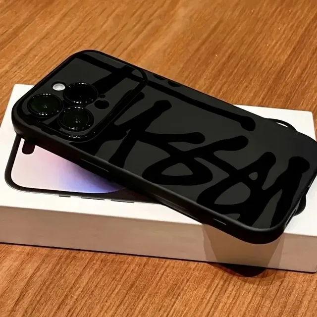Phone Case Black Lines Design iPhone Matte 3