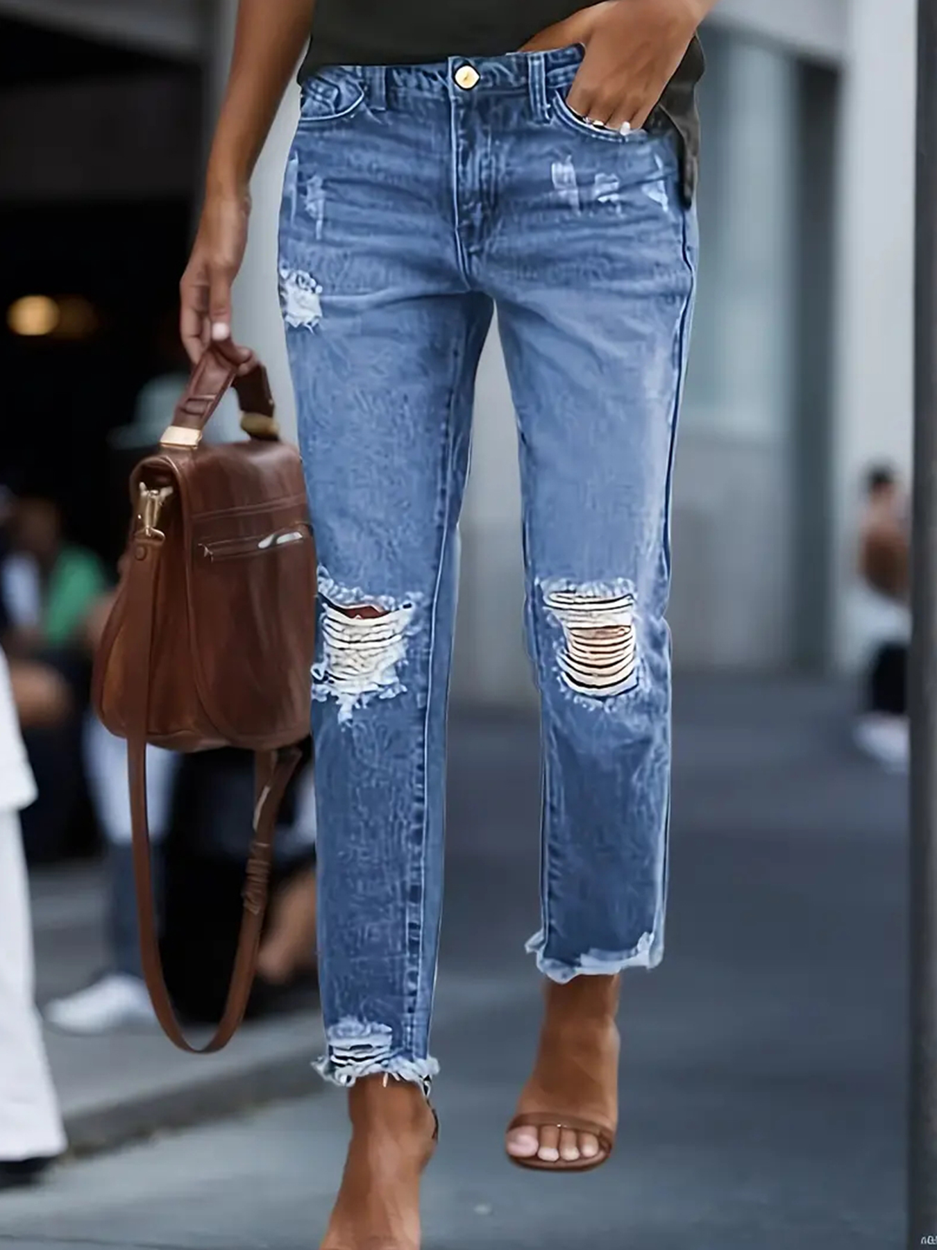 Stretch Boyfriend Jeans with Distressed Wash