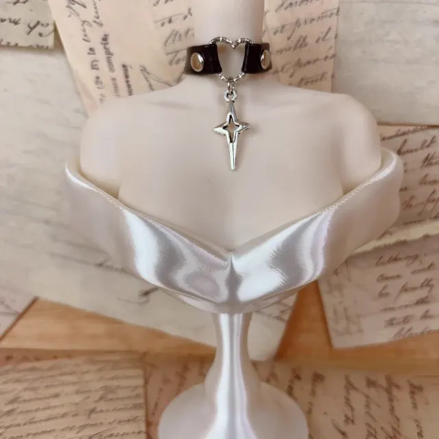 Doll Necklace 2
