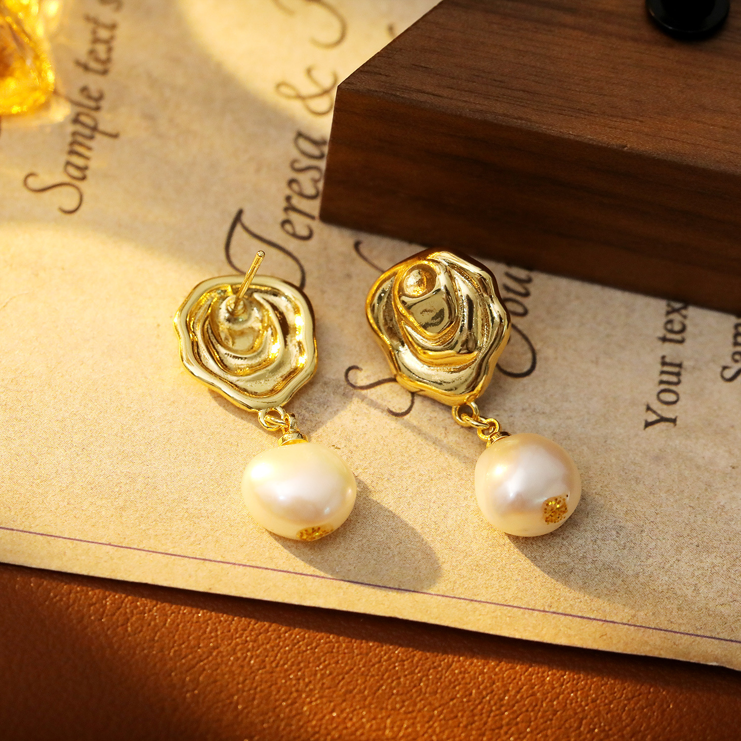 Luxury Freshwater Pearl Dangle Earrings 4