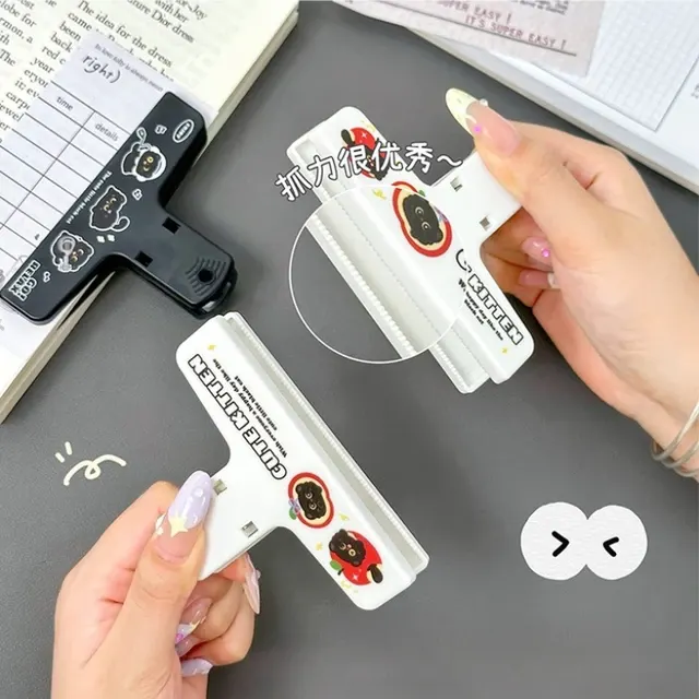Cat Plastic Clip 4