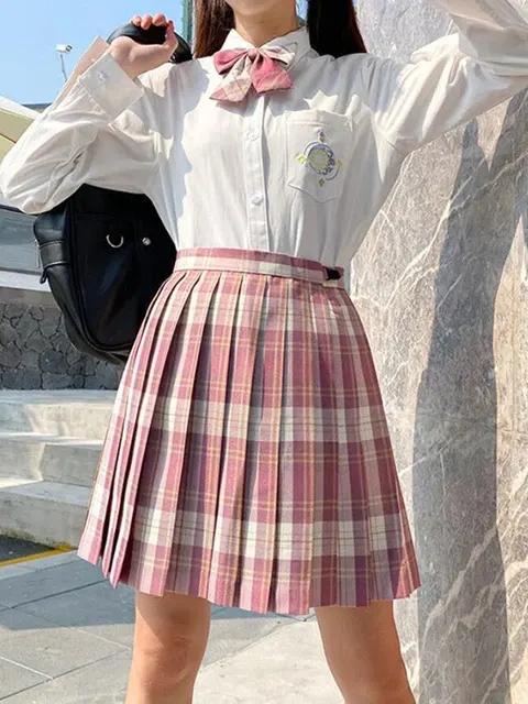Pleated Skirt 3