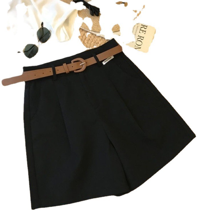 Summer Shorts with Belt and Pockets 3