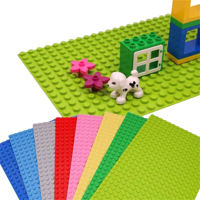 Large 16x32 Dot Building Baseplate 4