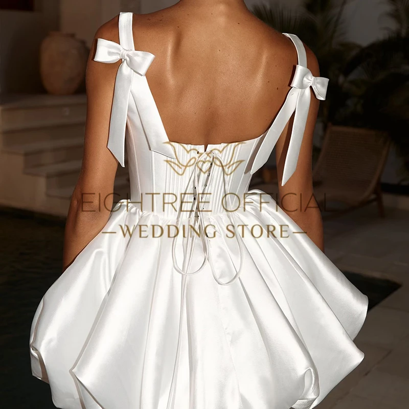 Eightree Einfache Mini-Hochzeitskleider Weiß Ärmellos Kurze Satin-Schleife Brautkleider 3