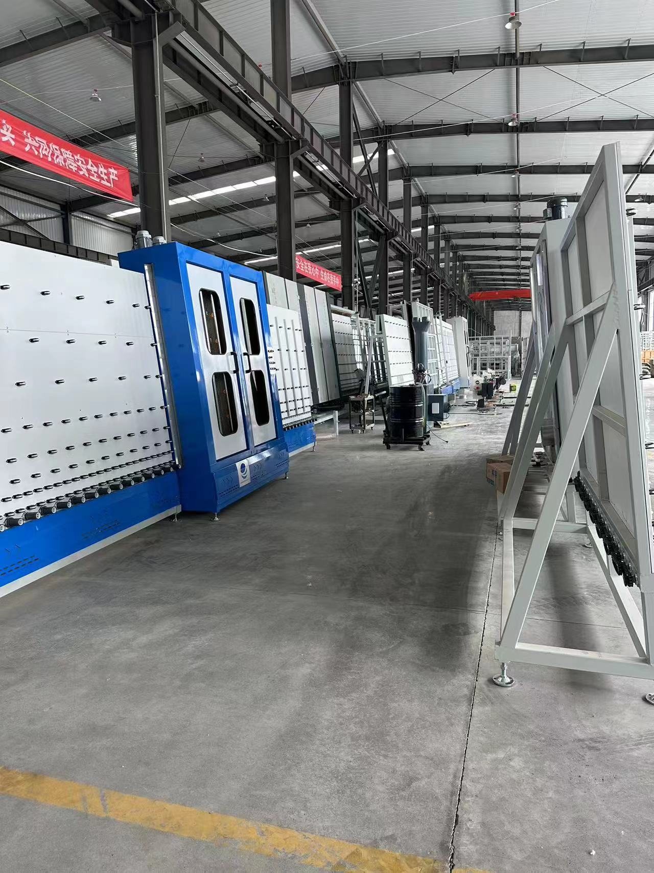 Vertical Glass Washer with Roller Brush 3
