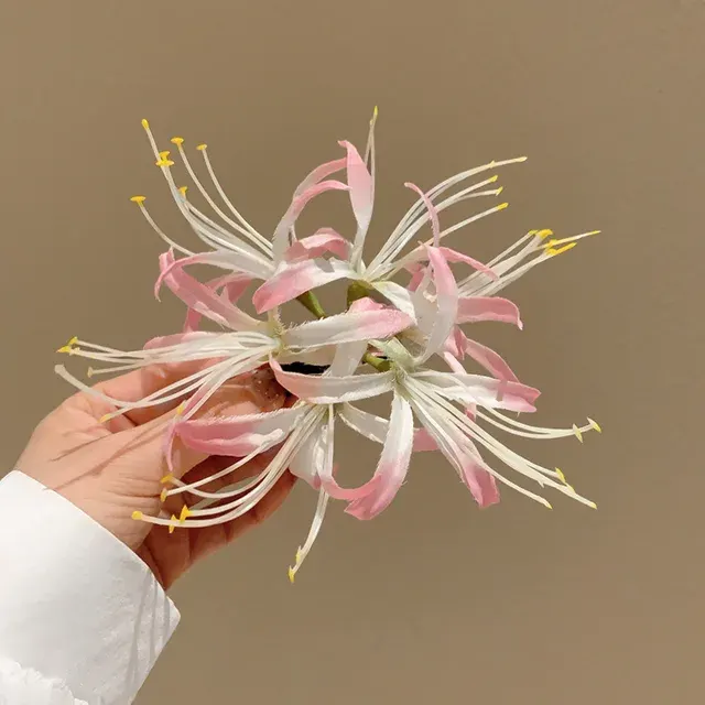 Blossom Hair Clip 3
