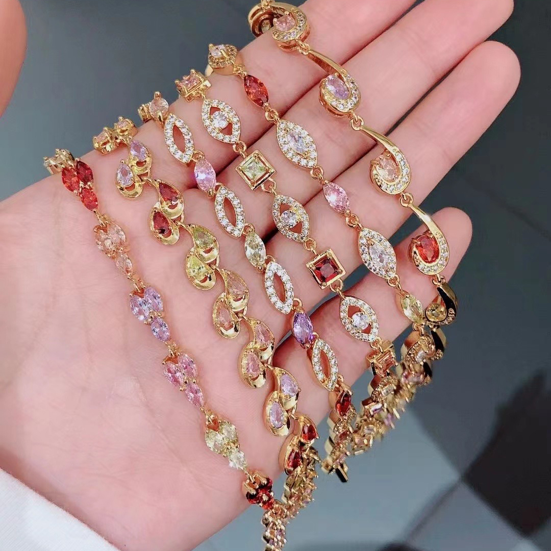 Women's Gold Plated Zircon Heart Bracelet 3