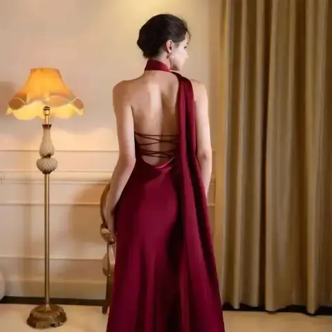 Satin-Abendkleid