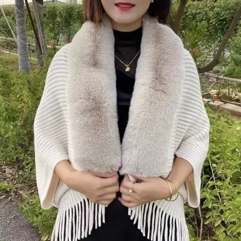 Women's Knit Cape