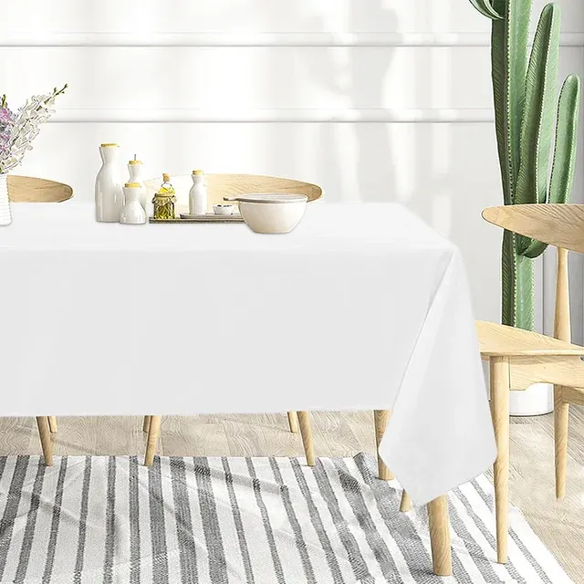 White Disposable Plastic Tablecloth 3