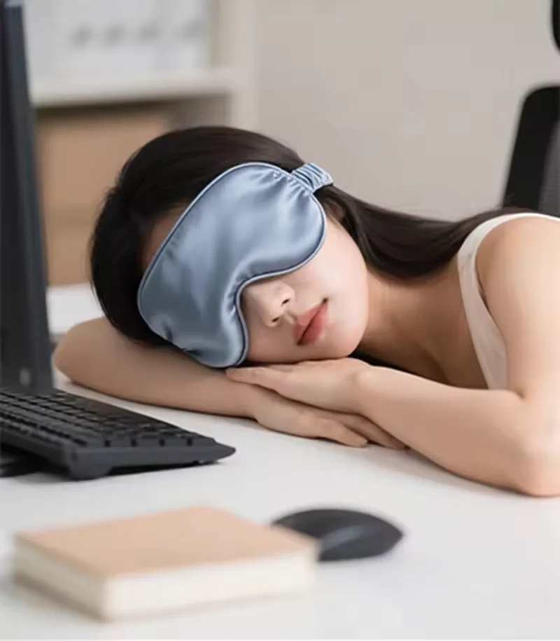 Double-Sided Silk Travel Sleep Mask 2