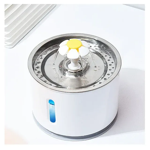 Large 2.4L Cat Water Fountain with Filter 2