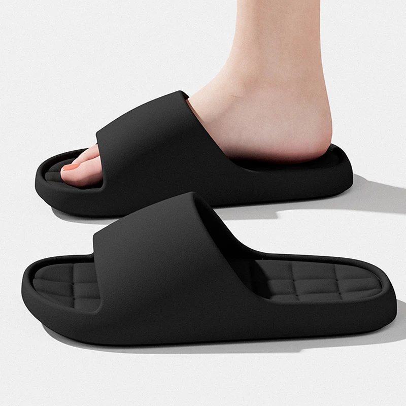 Slipper-Sandalen