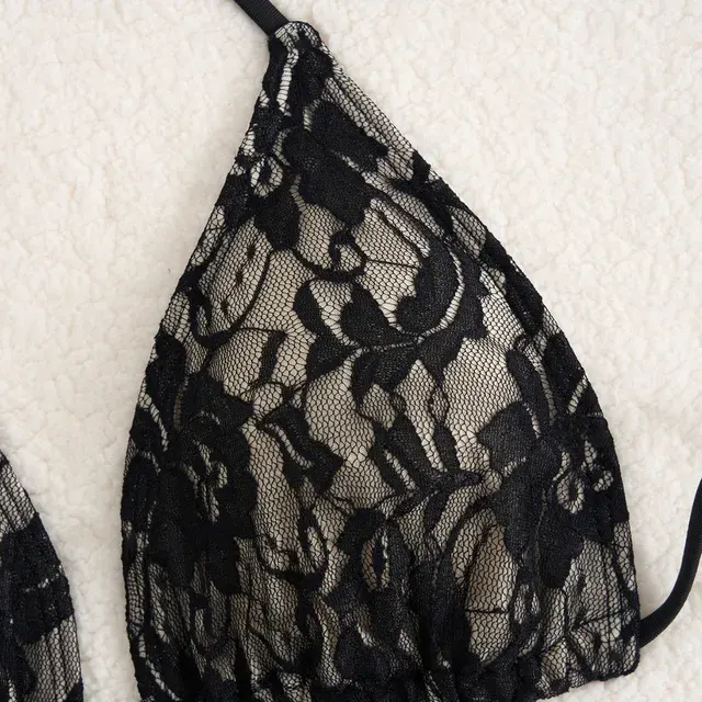 dreiteiliges Bikini-Set 2