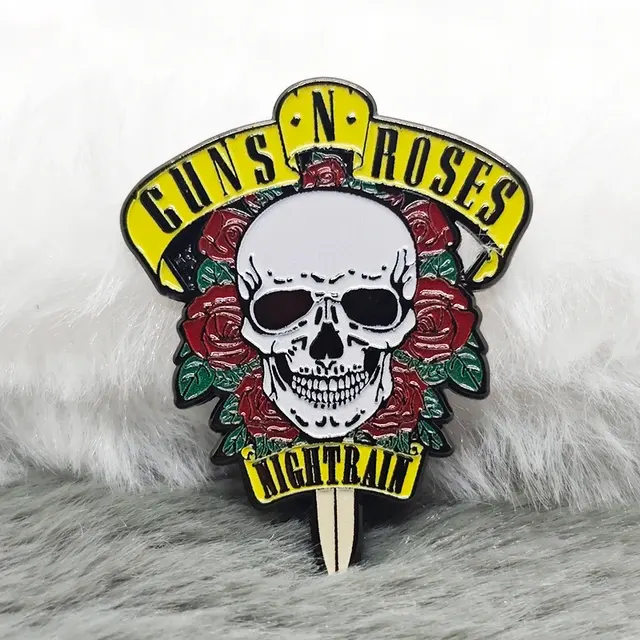 Skull Brooch 3