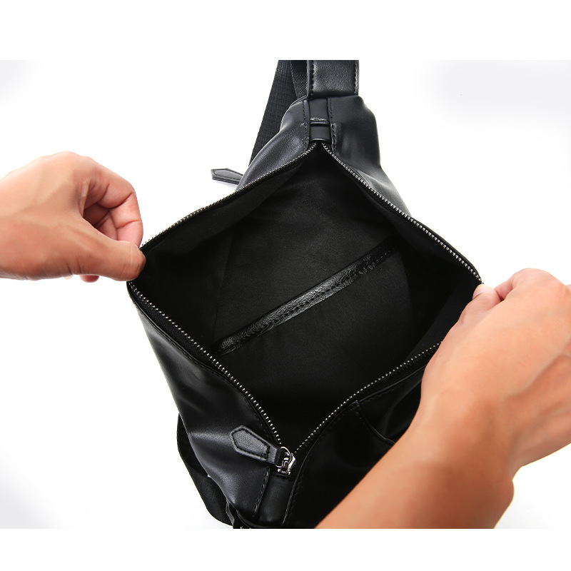 Unisex-Brusttasche aus PU-Leder mit Verstellgurt 4