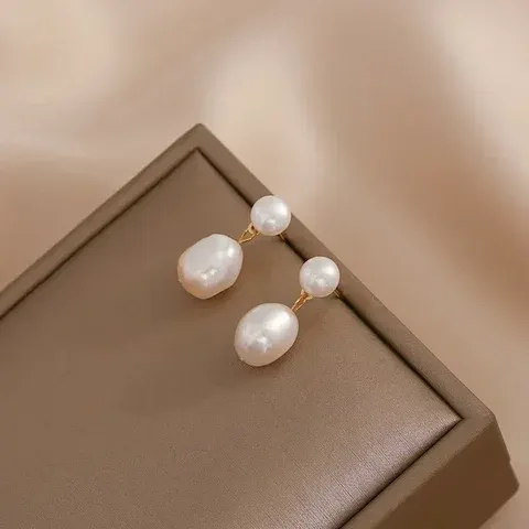 Freshwater Pearl Earrings
