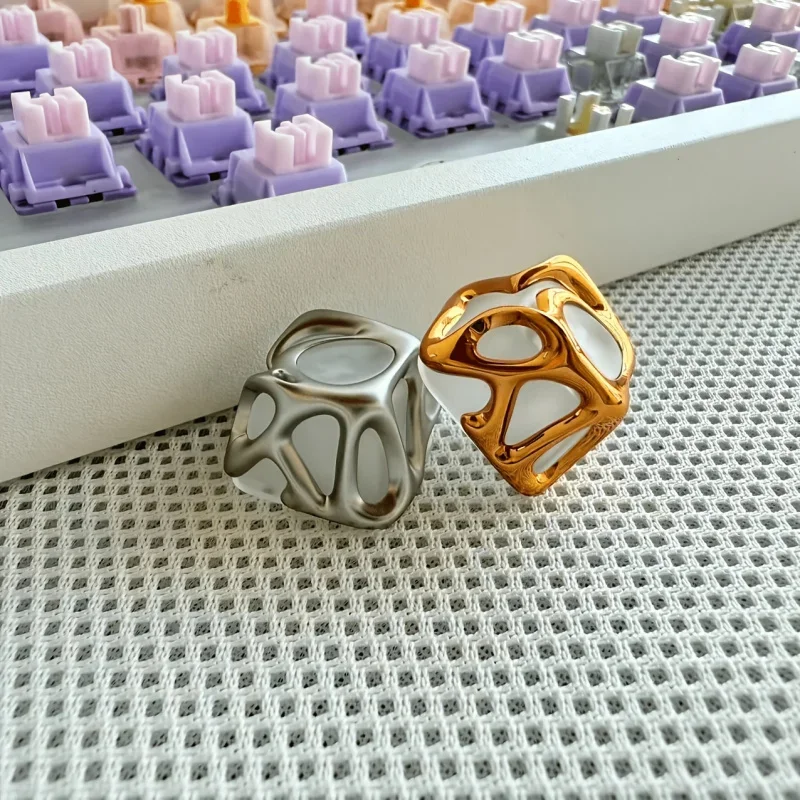 Mechanische Tastatur-Tastenkappen Galvanisierte Flüssigmetall-ABS-Kunsthandwerks-Tastenkappe für Cross Stem Switch 3