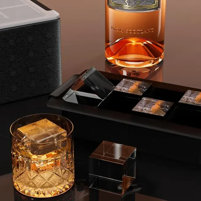 Whiskey Ice Cube Mold 2