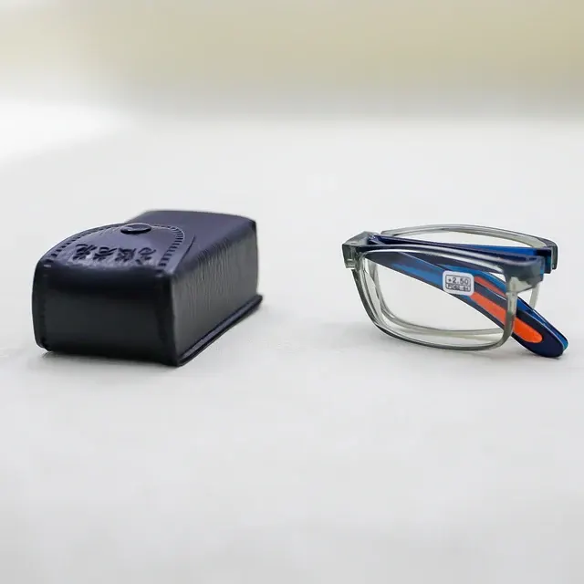 Foldable Reading Glasses 2