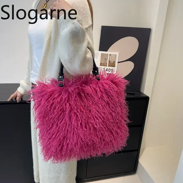 Faux Fur Handbag 2