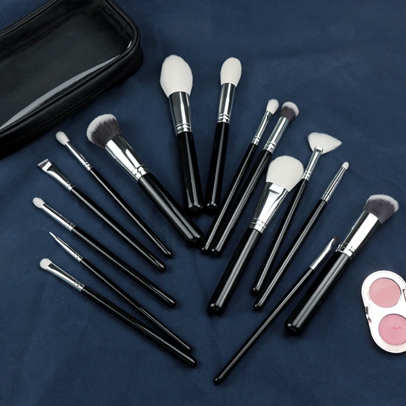 Professional 15-Piece Makeup Brush Set 2