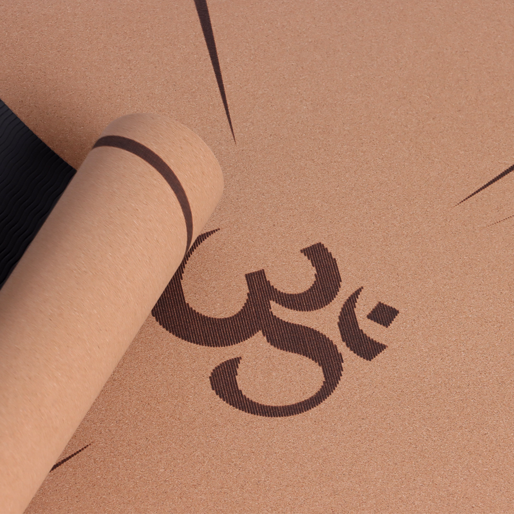 Premium Cork Yoga Mat with Alignment Lines 2