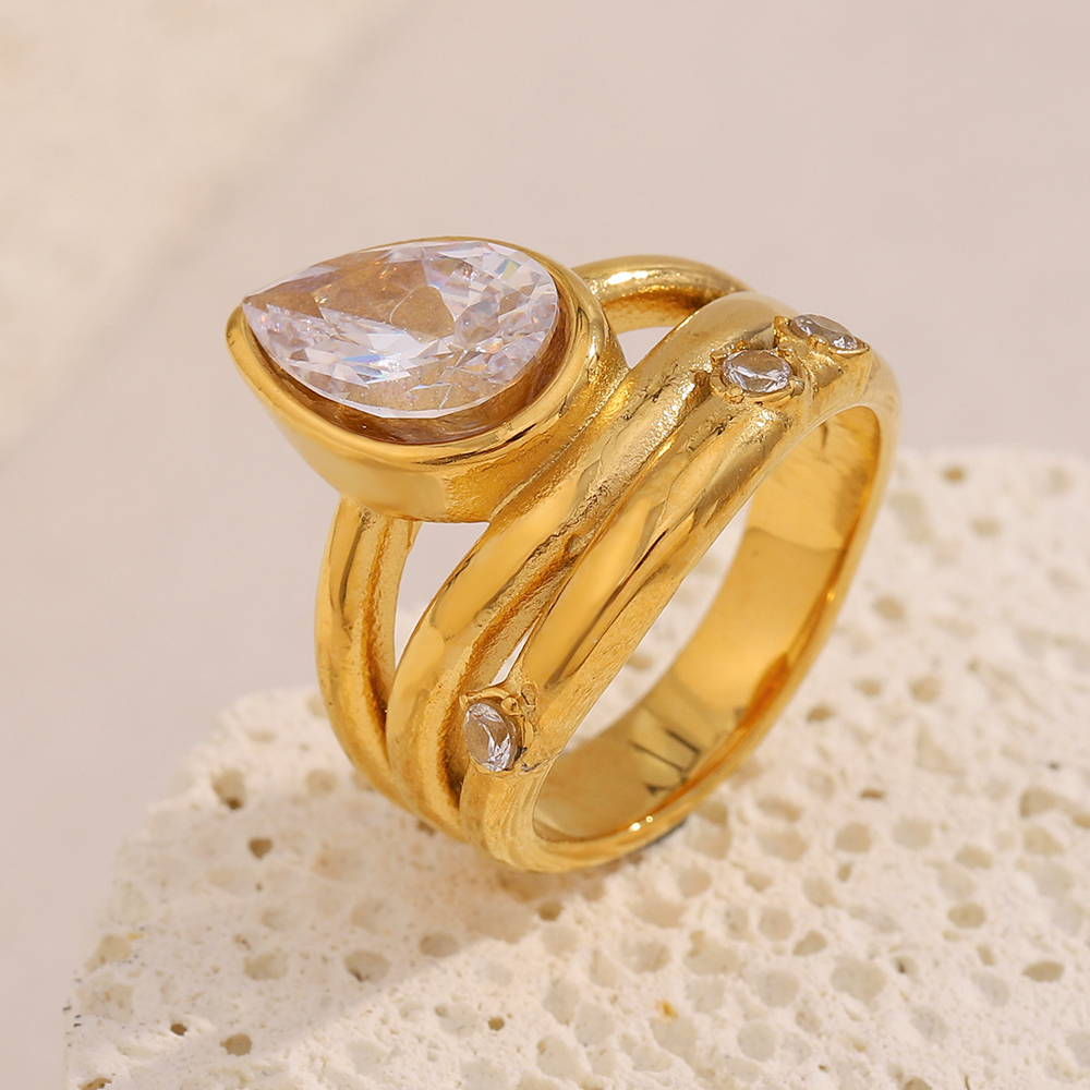 Water Drop Zircon Signet Ring 18K Gold 3