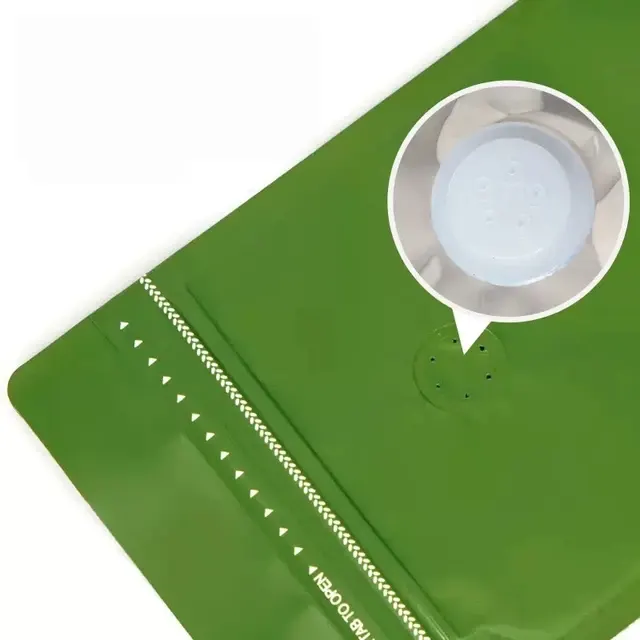 Coffee Bags with Valve 3