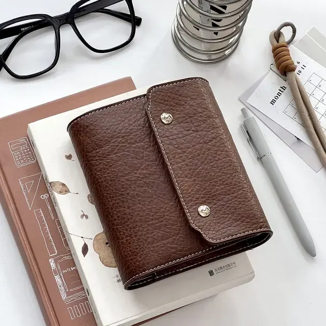 Loose-Leaf Notebook 2