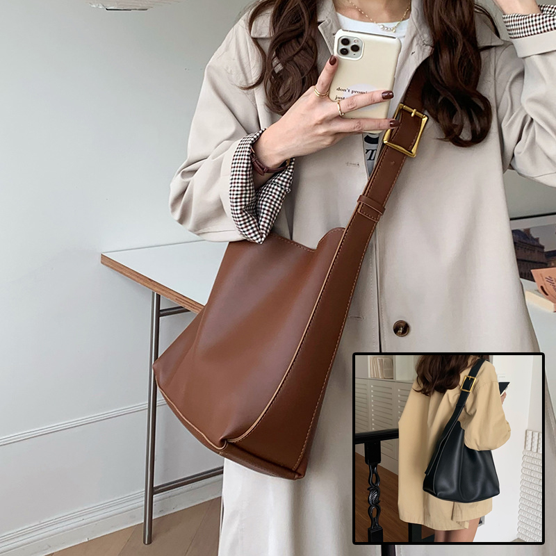 Square Women's PU Leather Crossbody Bag 2