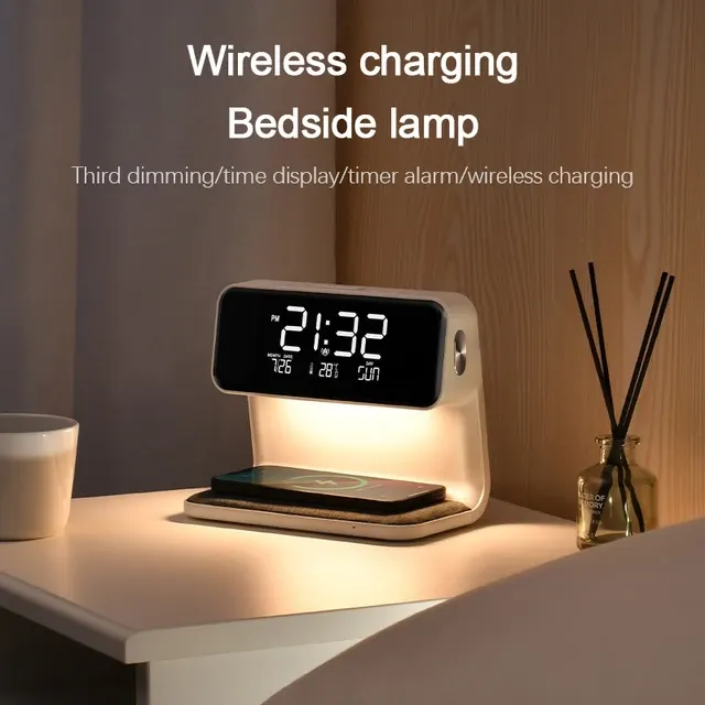 Nachttischlampe mit Uhr 3