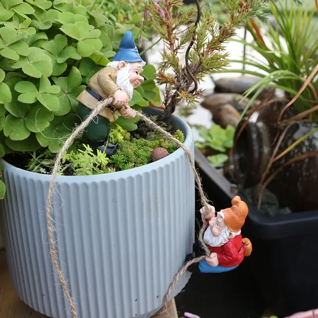 Garden Gnome Climbing Set 3