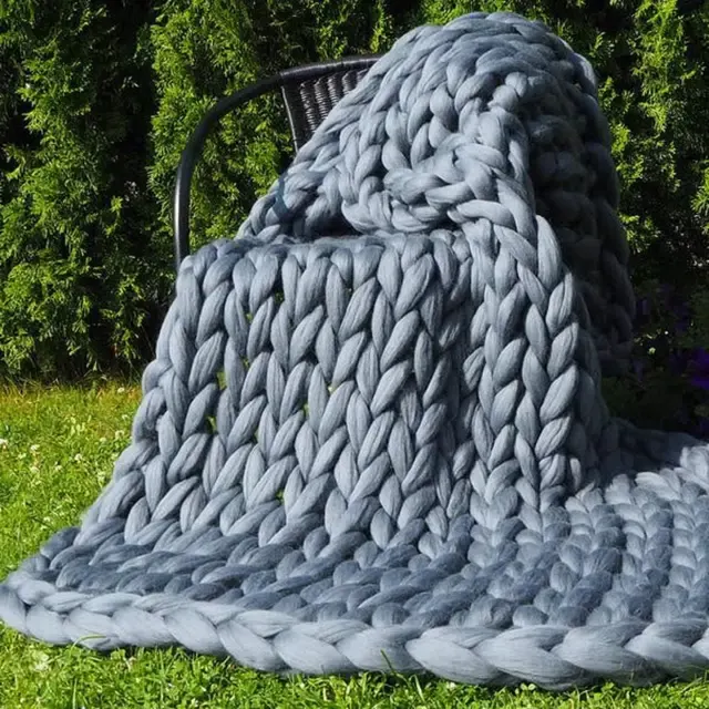 Chunky Knit Throw 4