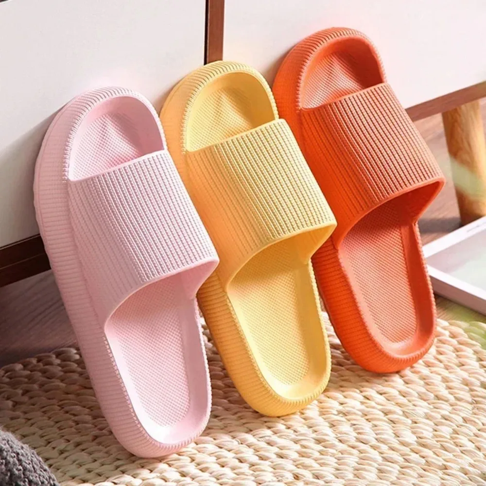 Hochwertige Damen-Hausschuhe mit Dicker Sohle EVA-Weichsohlen-Pillow-Slides Sommer-Sandalen Rutschfeste 2