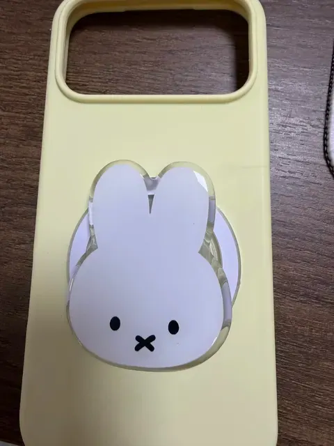 Magnetic Phone Holder 3
