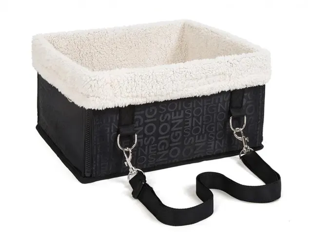 Dog Car Seat 1