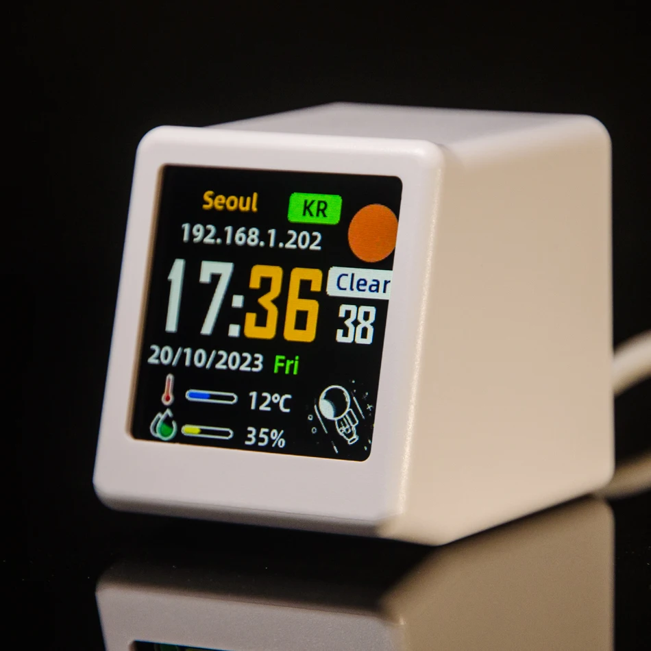Portable WiFi Weather Station with Display 2