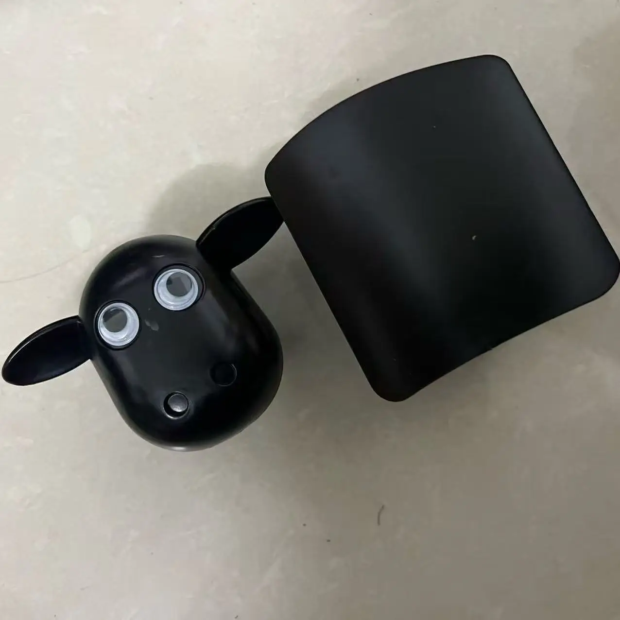 Freestanding 3D-Printed Toilet Paper Holder 3