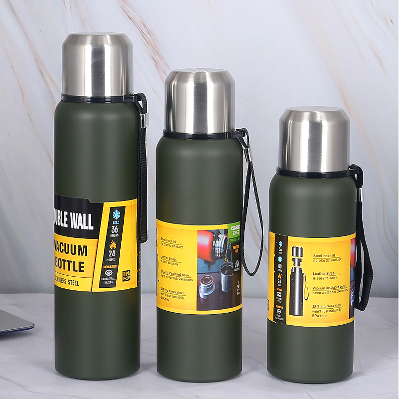 Stainless Steel Insulated Hiking Bottle 750 ml 4