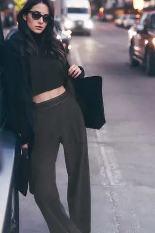 Weite Damenhose