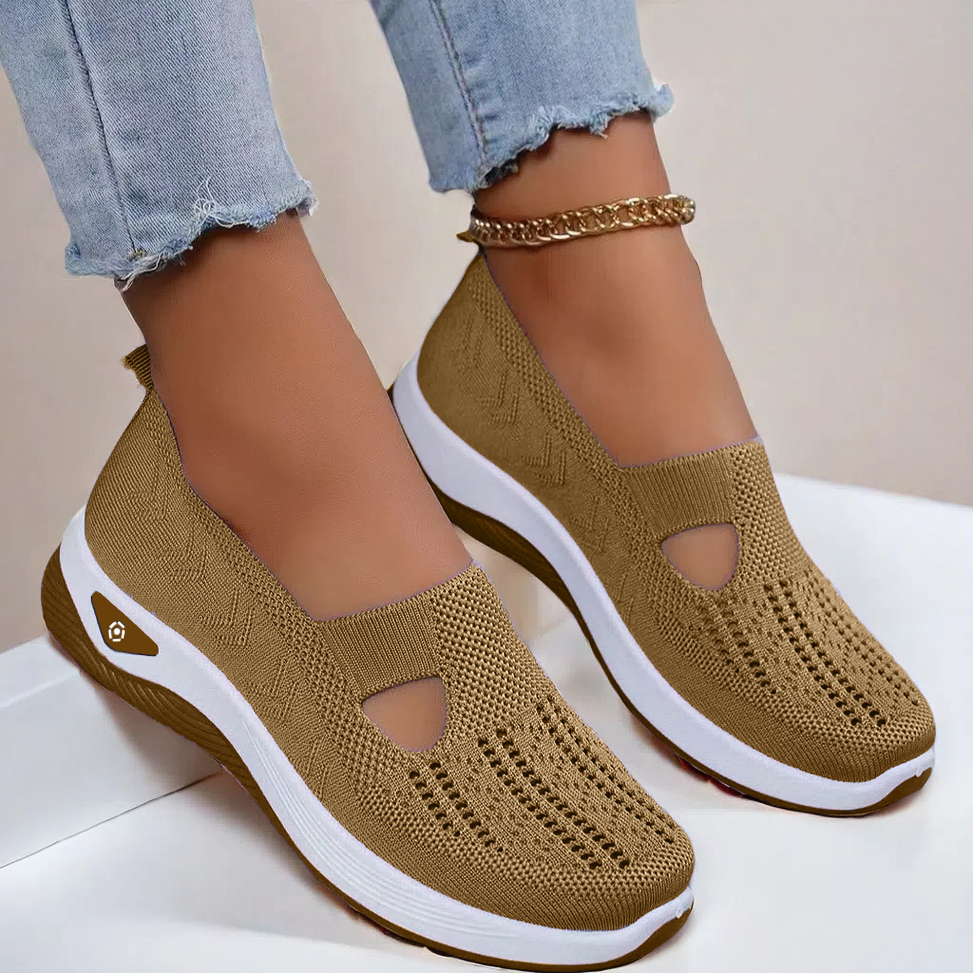 WomenSummer Comfortable Slip-On Barefoot Walking Shoes Non-Slip Breathable 4