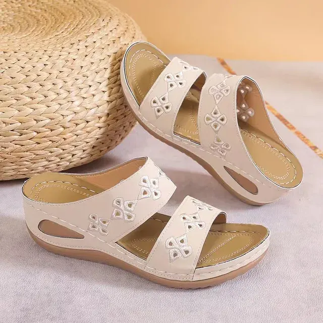 Wedge Slippers 4