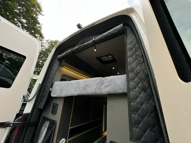 Van Insulated Curtain 2